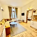 Skyler Vintage Къща за гости Пловдив