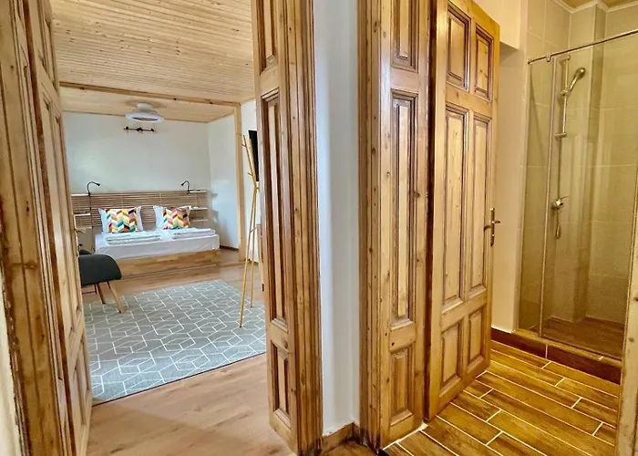 Skyler Vintage 招待所 3*